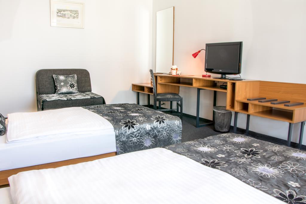 Hotel Delminivm Zagreb Luaran gambar