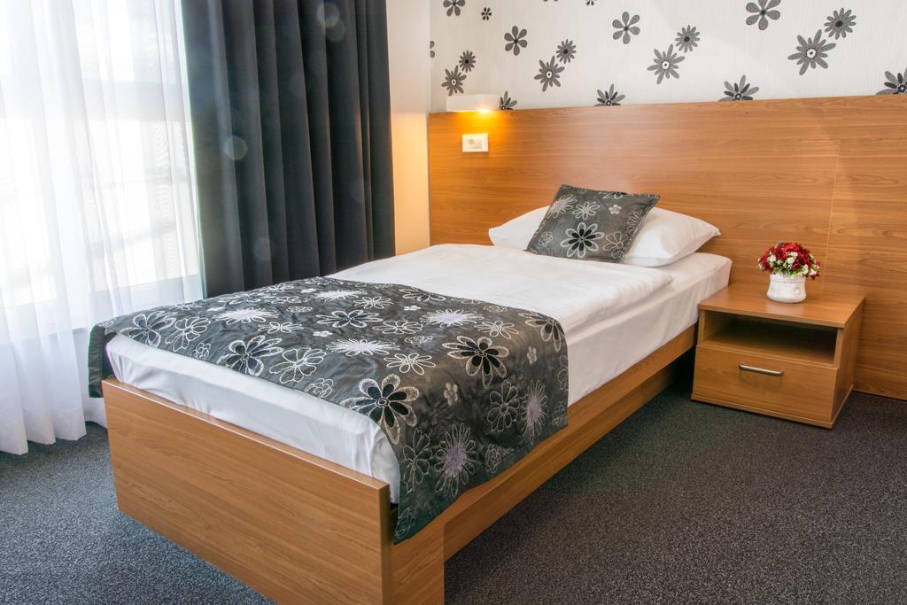 Hotel Delminivm Zagreb Luaran gambar