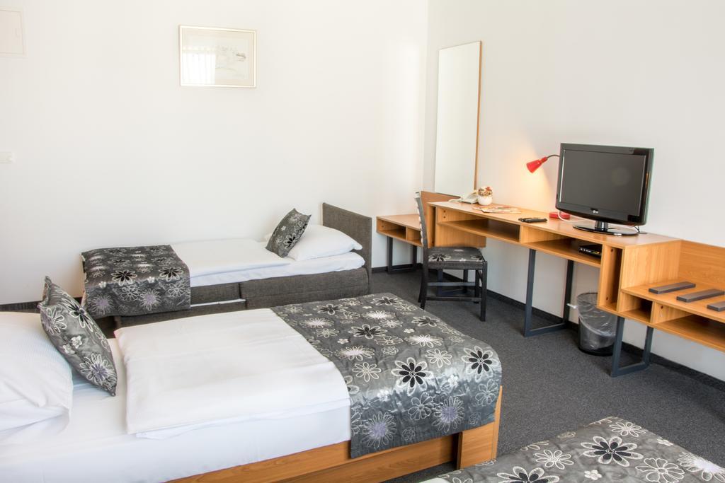 Hotel Delminivm Zagreb Luaran gambar