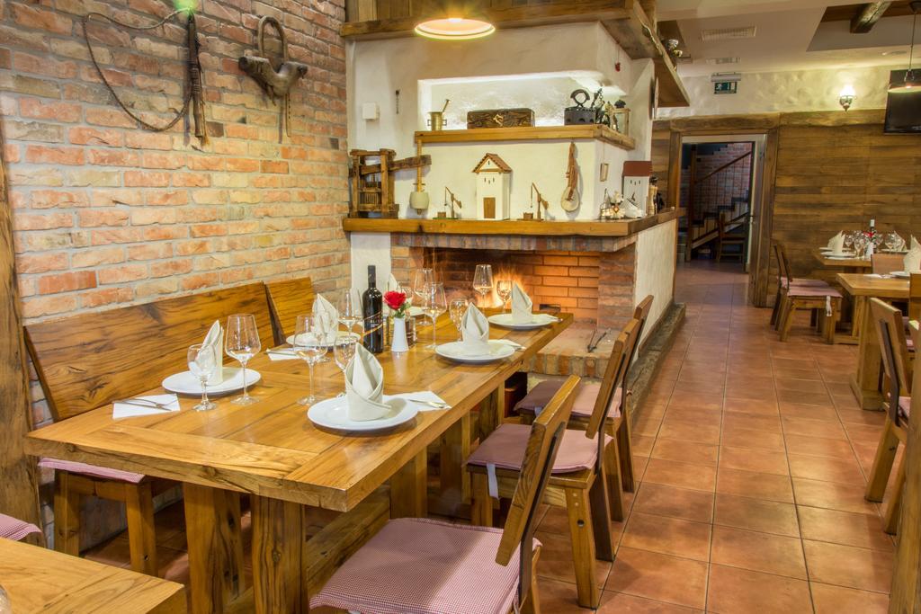Hotel Delminivm Zagreb Luaran gambar