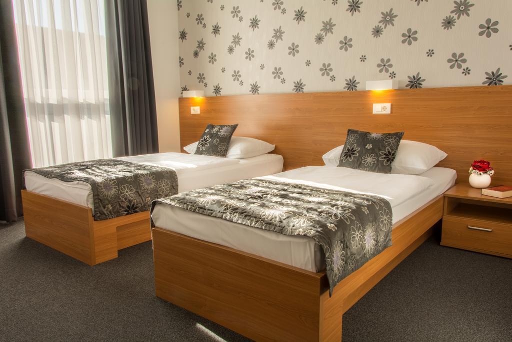 Hotel Delminivm Zagreb Luaran gambar