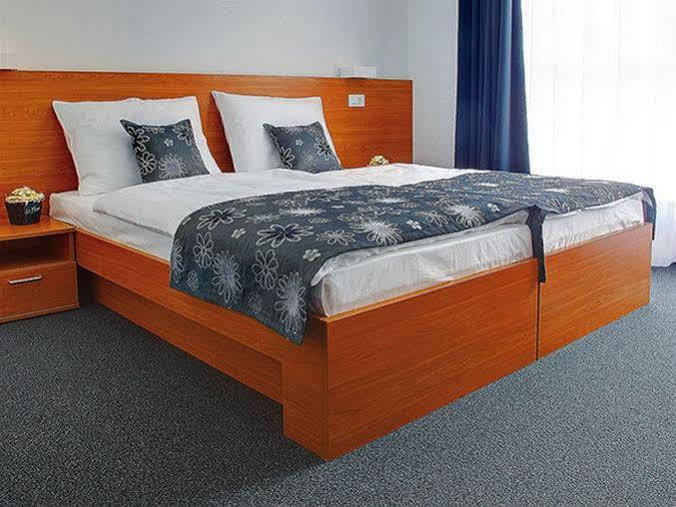 Hotel Delminivm Zagreb Luaran gambar